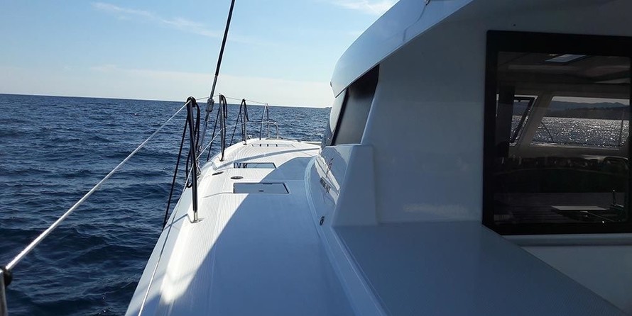 Fountaine Pajot Lucia 40