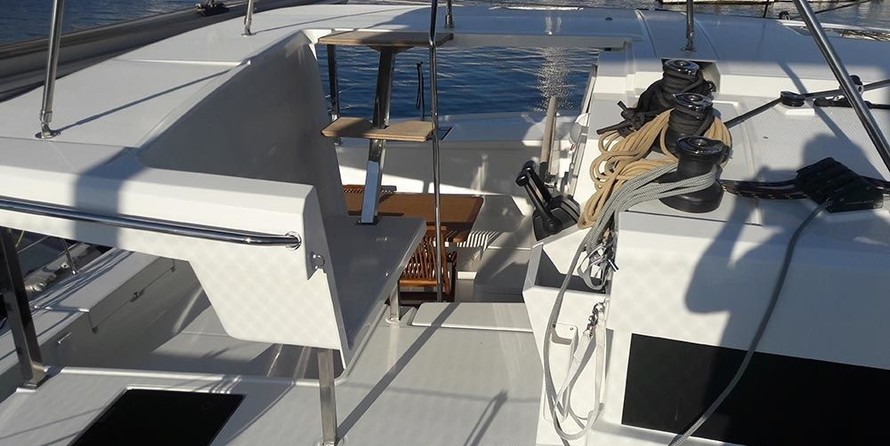 Fountaine Pajot Lucia 40