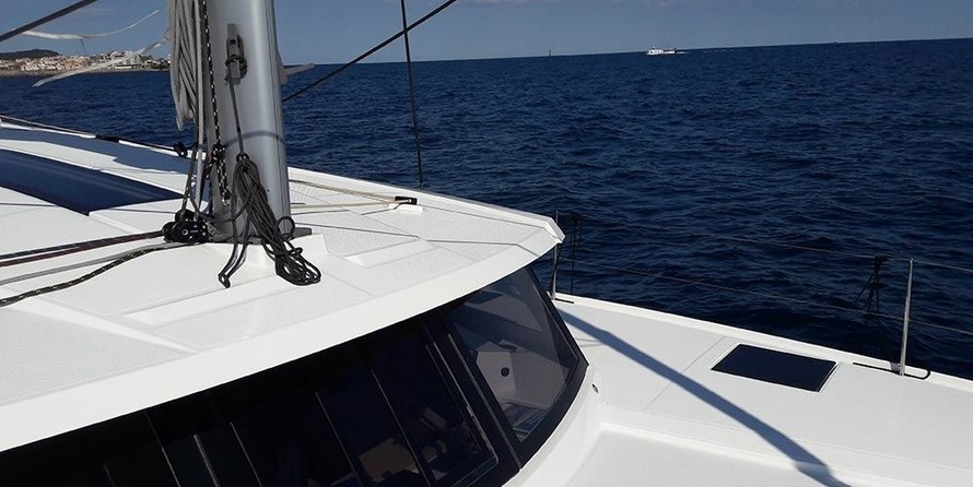 Fountaine Pajot Lucia 40