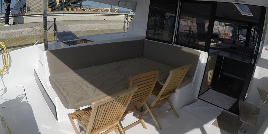 Fountaine Pajot Lucia 40