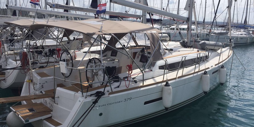 Jeanneau Sun Odyssey 379