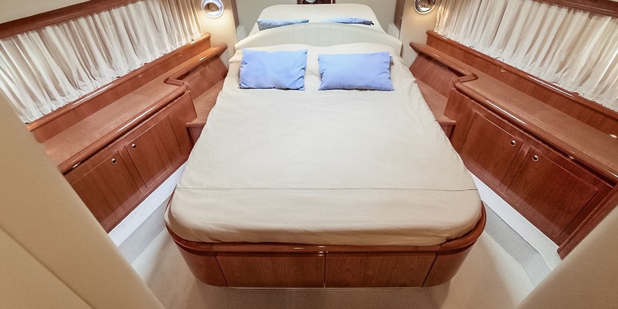 Ferretti 680