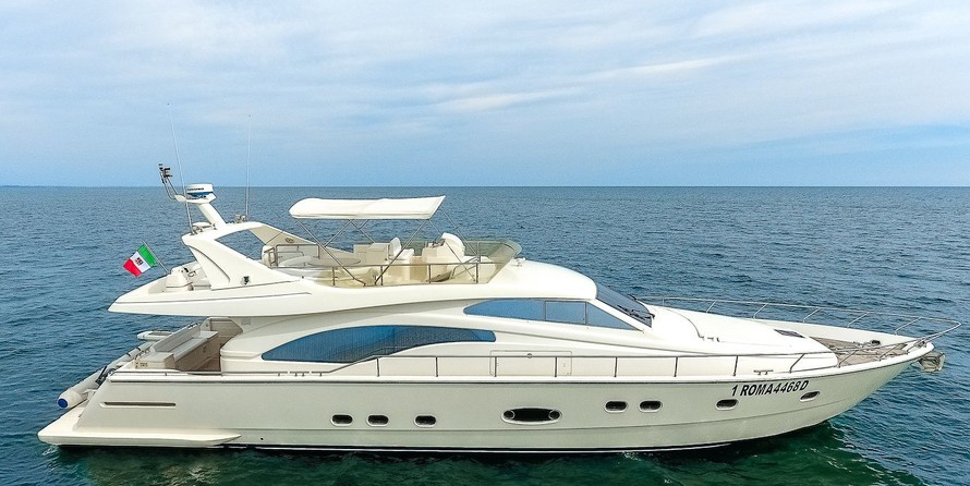 Ferretti 680
