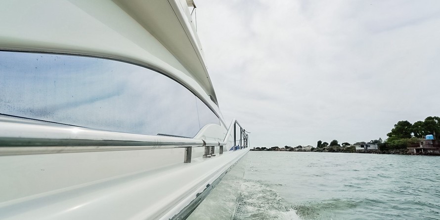 Ferretti 680
