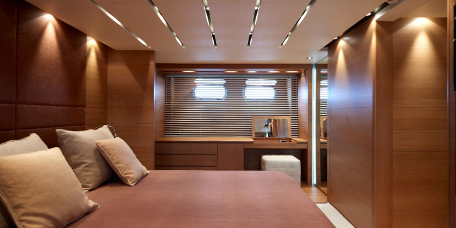 Cantieri di Pisa 110 Akhir