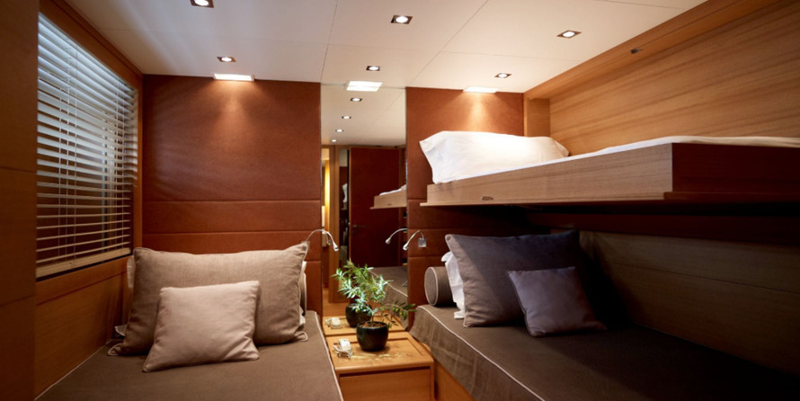 Cantieri di Pisa 110 Akhir