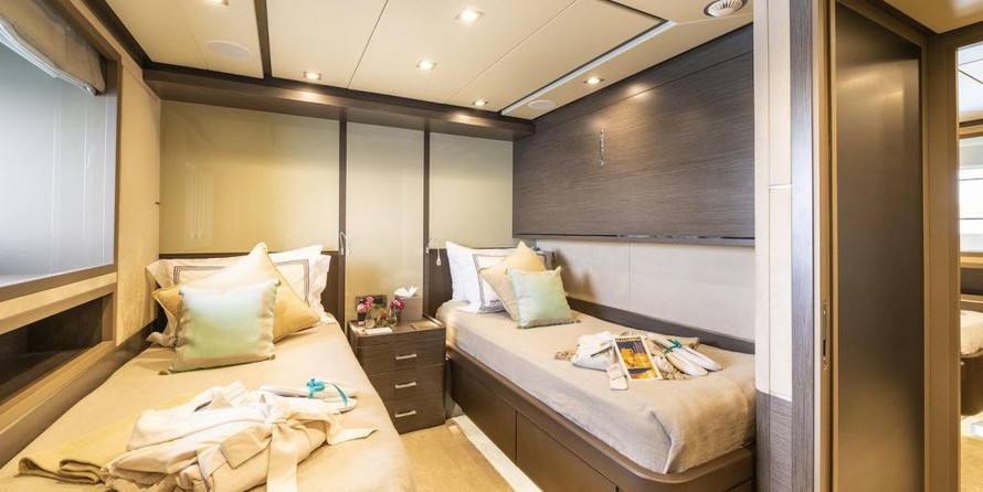 Benetti Tradition 100