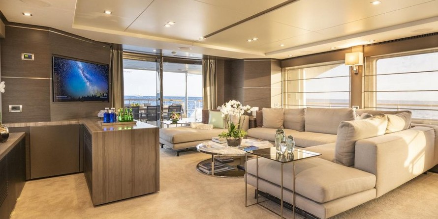 Benetti Tradition 100