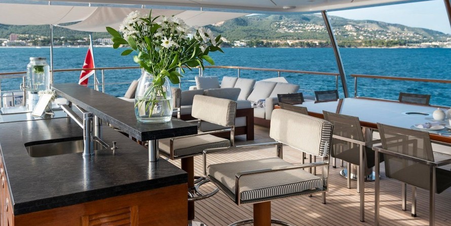 Benetti Tradition 100