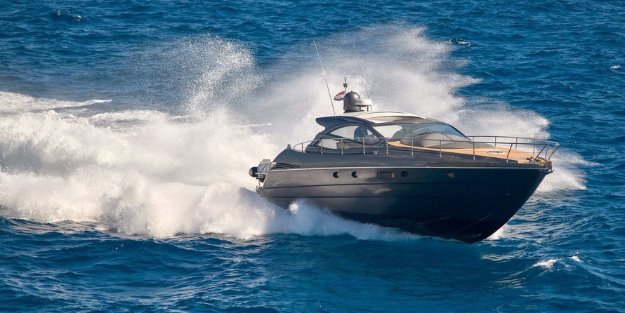 Pershing 50