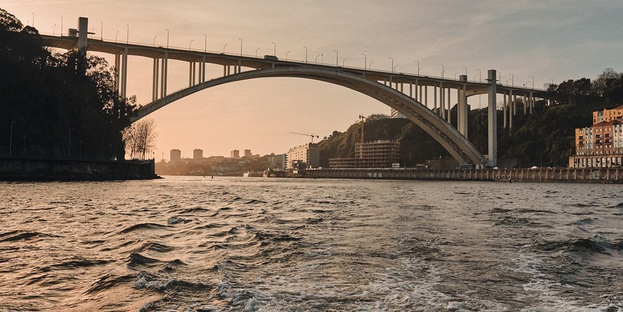 Sun Tracker Party Barge 22 DLX