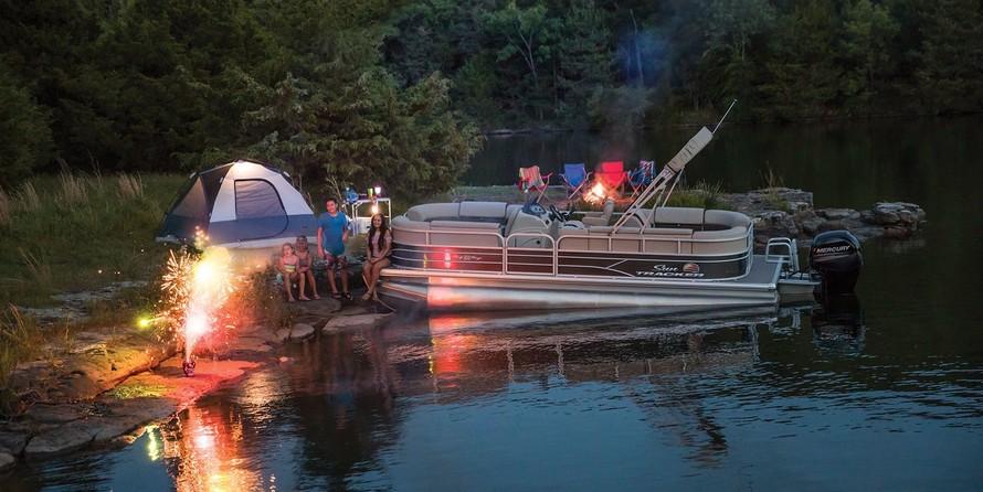 Sun Tracker Party Barge 22 DLX