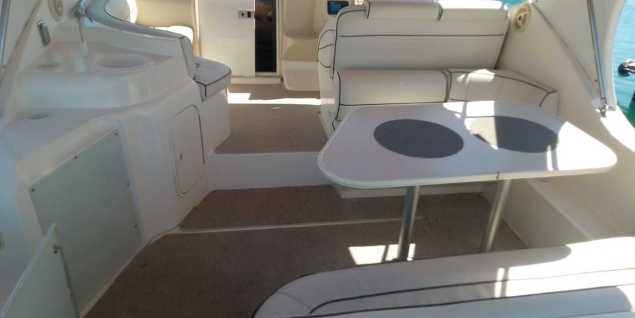 Cruiser Yachts 3375