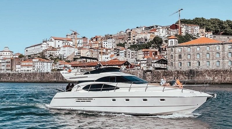 Azimut 50