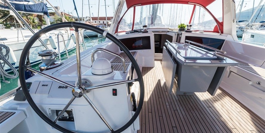 Beneteau Oceanis 48