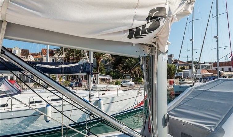 Beneteau Oceanis 48