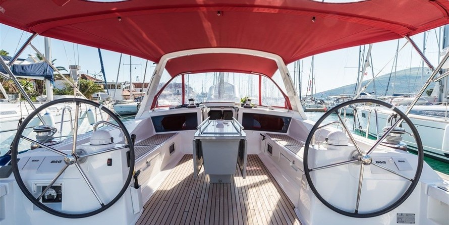 Beneteau Oceanis 48