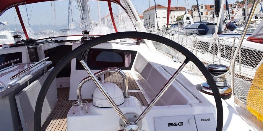 Beneteau Oceanis 48