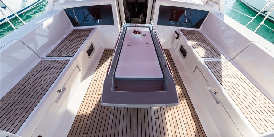 Beneteau Oceanis 48