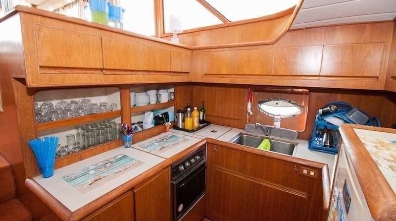 President president 46 flybridge