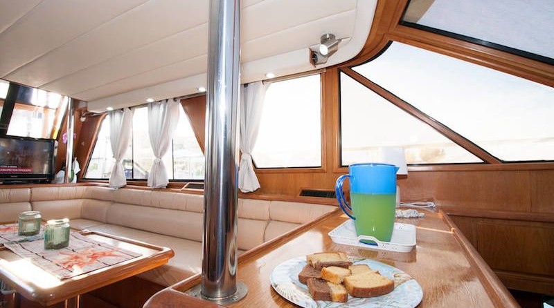 President president 46 flybridge