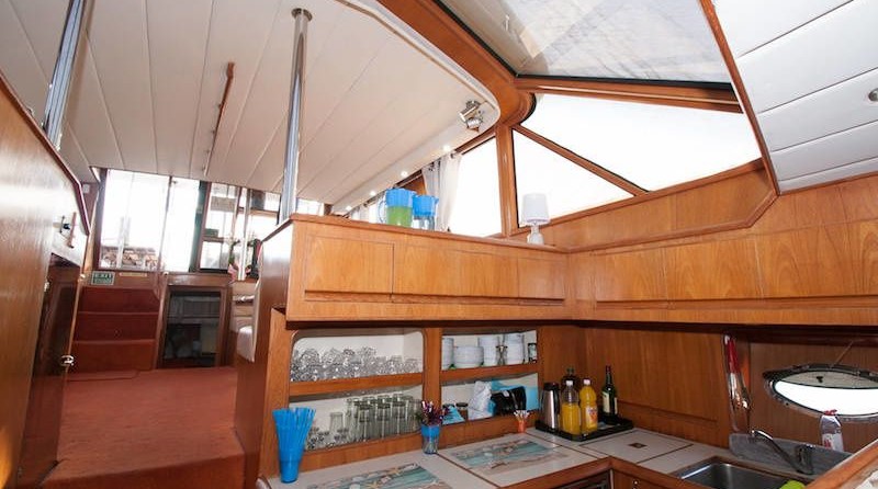 President president 46 flybridge