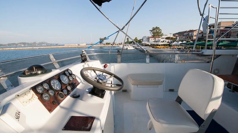 President president 46 flybridge