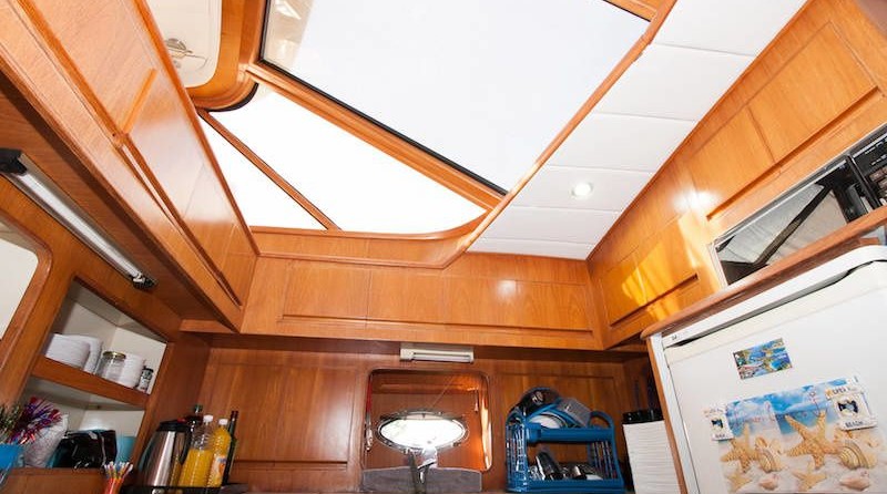 President president 46 flybridge