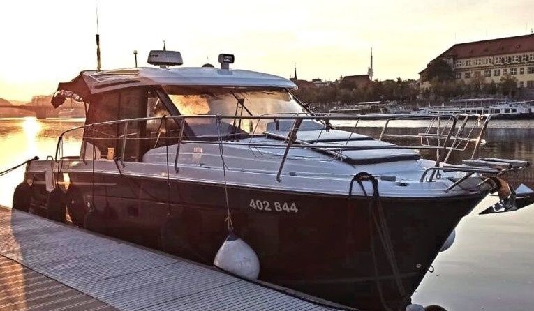 Jeanneau Merry Fisher 895