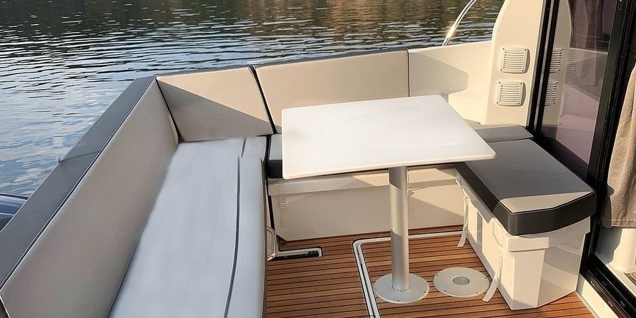 Jeanneau Merry Fisher 895