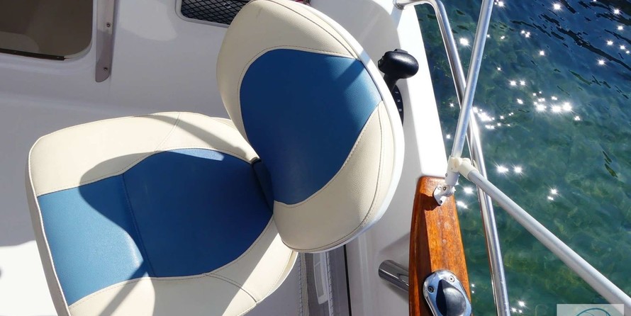 Quicksilver Activ 430 Cabin