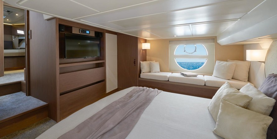 Beneteau Monte Carlo 5