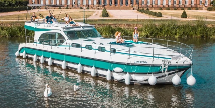 Cantieri estensi goldstar 560 c fly