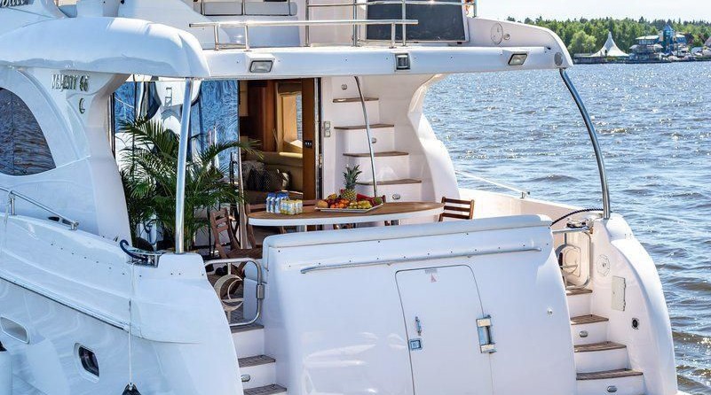 Majesty yachts gulf craft 66
