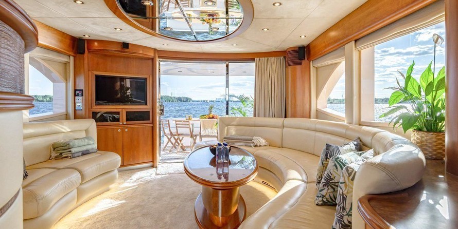 Majesty yachts gulf craft 66