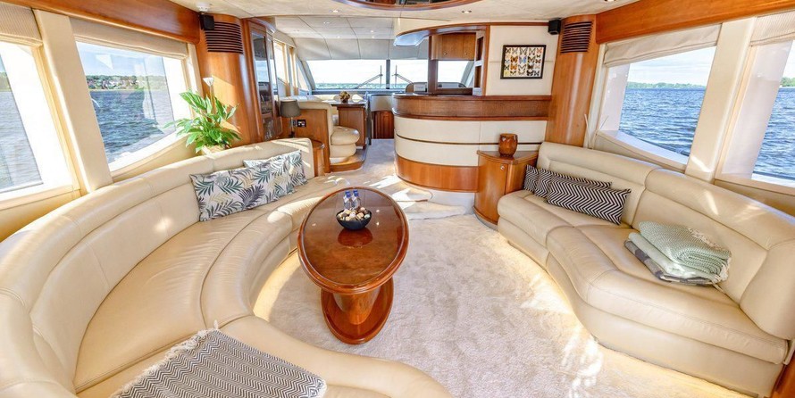 Majesty yachts gulf craft 66
