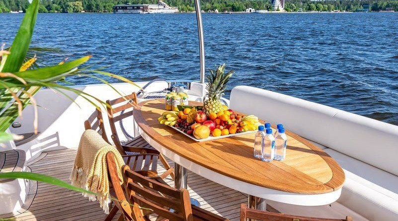 Majesty yachts gulf craft 66