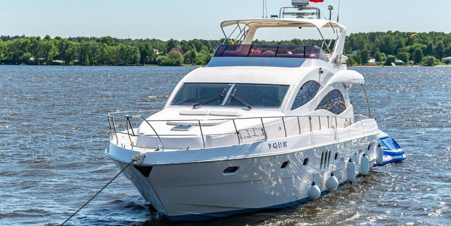 Majesty yachts gulf craft 66