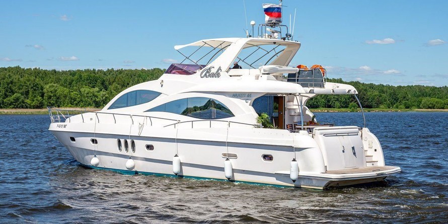 Majesty yachts gulf craft 66