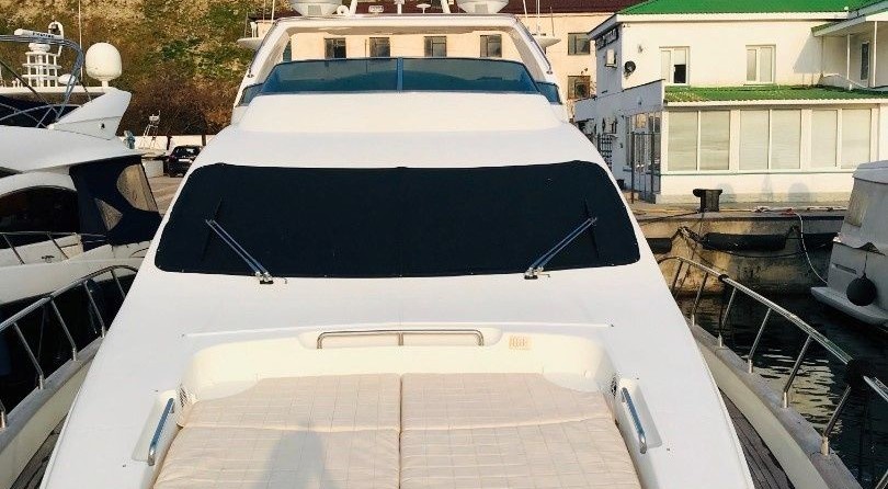 Azimut 80