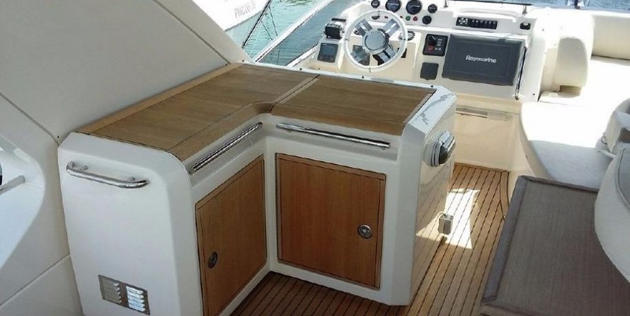 Azimut 58