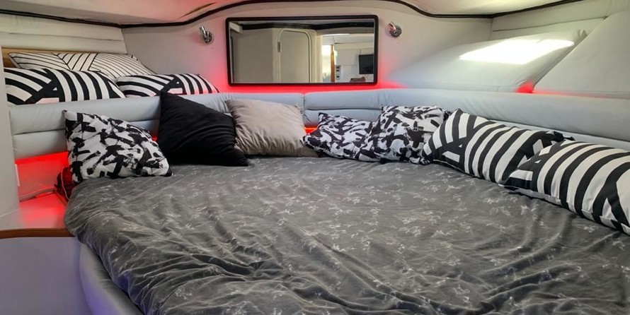 Sea Ray 350 Sundancer