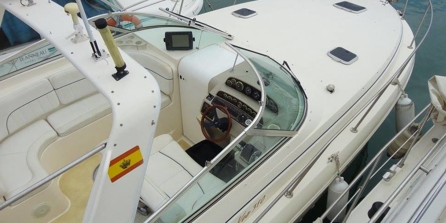 Rinker Fiesta Vee 310