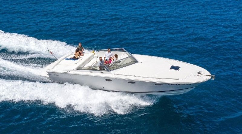 Tornado 38 Cruising