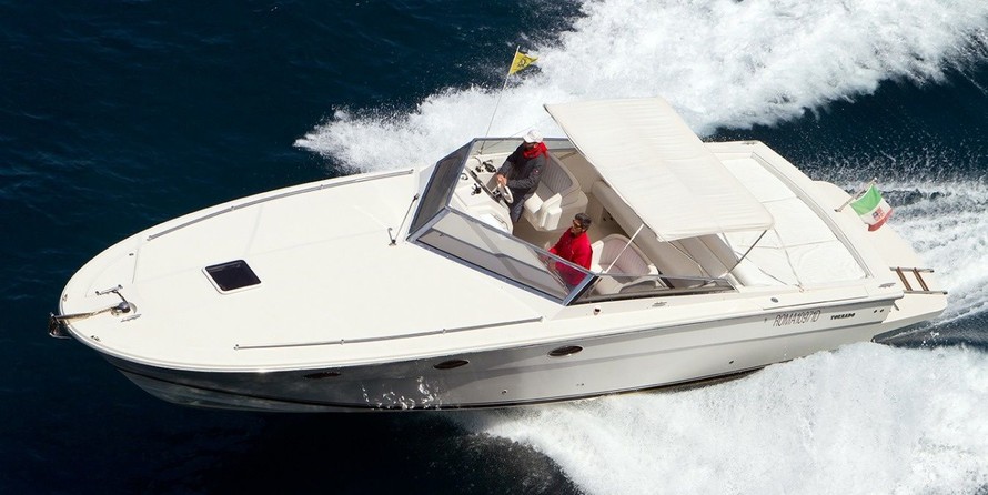 Tornado 38 Cruising