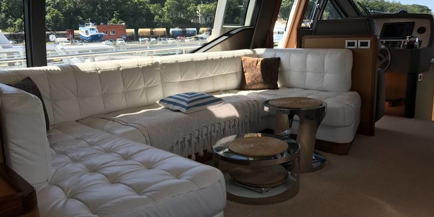 Ferretti 630