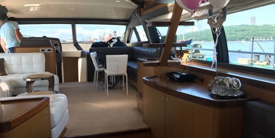 Ferretti 630