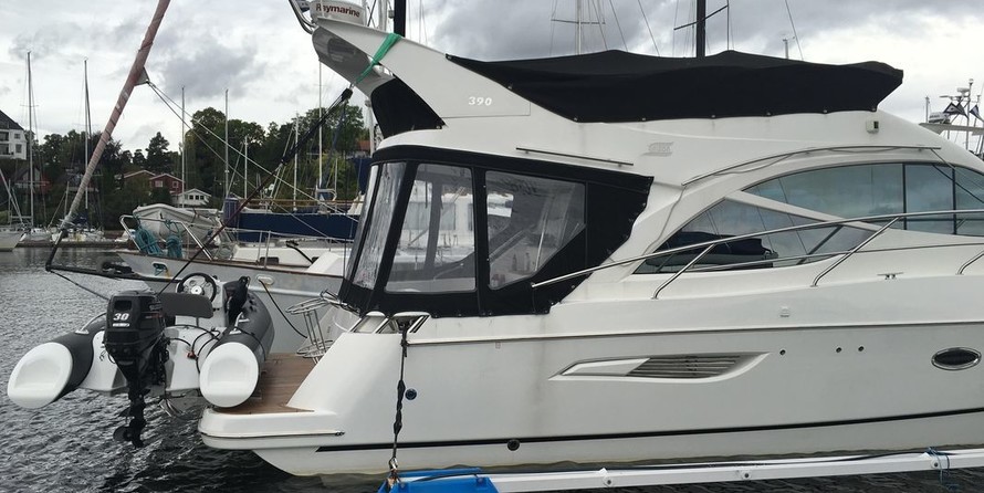 Galeon 390 Fly