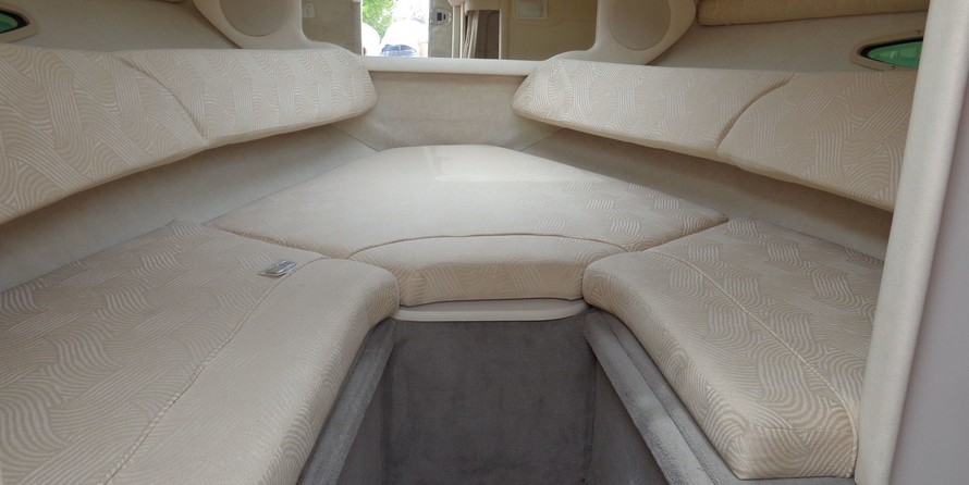 Sea ray 215 express cruiser