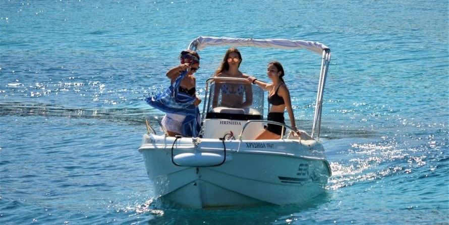 Trimarchi 53S